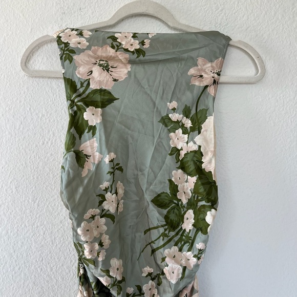 REFORMATION ANAIIS SILK DRESS- TARRAGON - Picture 5 of 8